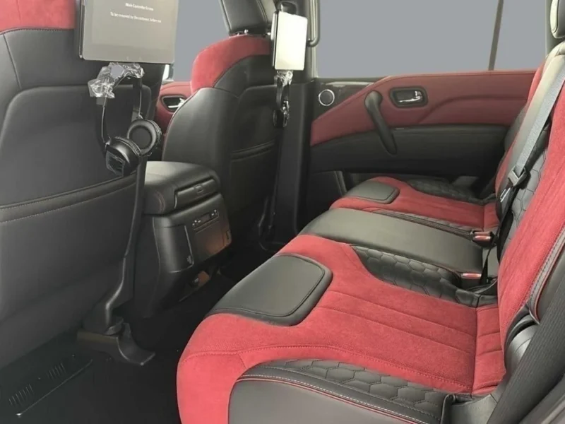 2024 Nissan Patrol NISMO 8 Cylinders Petrol Engine Grey Red SUV GCC Specs