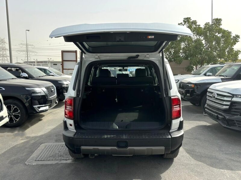 2025 Toyota Prado 2.4l Adventure 2.4L 4-Cylinder Turbo Petrol White Black SUV