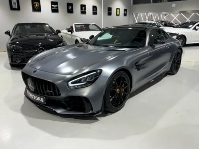 2019 Mercedes-Benz AMG GT R Pro 8 Cylinders Engine Silver Black Coupe