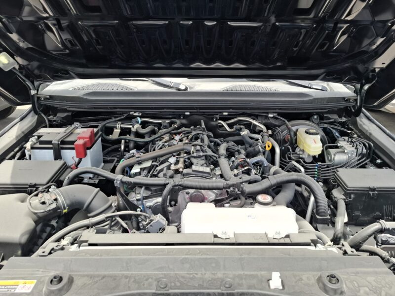 2025 Toyota Prado Luxury 2.4L Turbocharged 4-cylinder Petrol Engine Black SUV