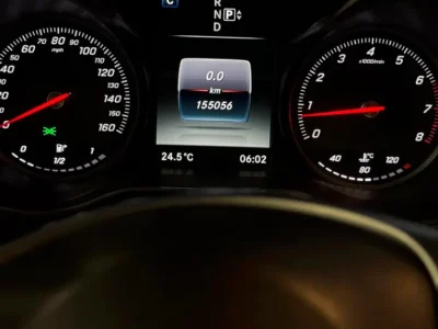 2015 Mercedes-Benz C-Class C300 4Matic 4 Cylinder Petrol Engine White Black Sedan