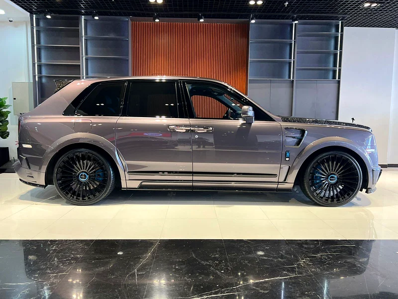 2021 Rolls-Royce Cullinan Black Badge 12 Cylinders Petrol Engine Grey Blue SUV