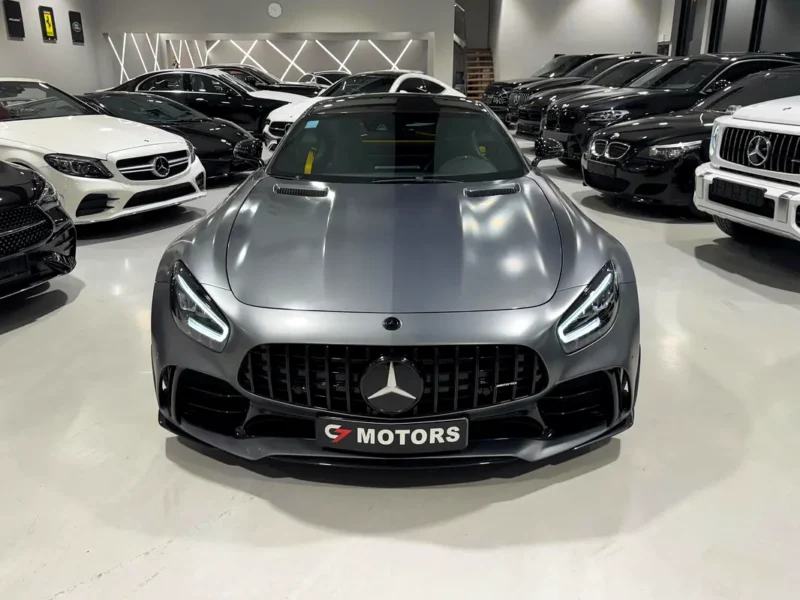 2019 Mercedes-Benz AMG GT R Pro 8 Cylinders Engine Silver Black Coupe