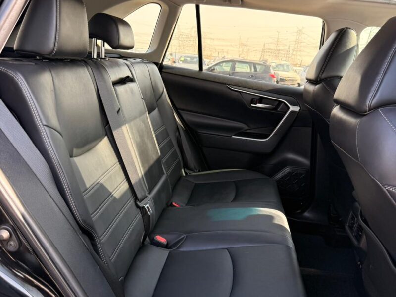 2021 TOYOTA RAV 4 XLE PREMIUM 2.5 Litres V4 Engine Black SUV Automatic AWD