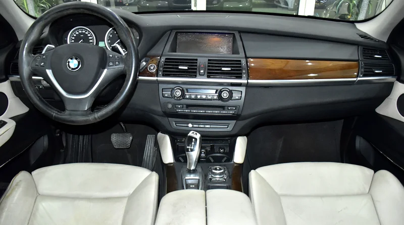 2012 BMW X6 Xdrive35i 6 Cylinders Petrol Engine Grey Beige SUV GCC Specs