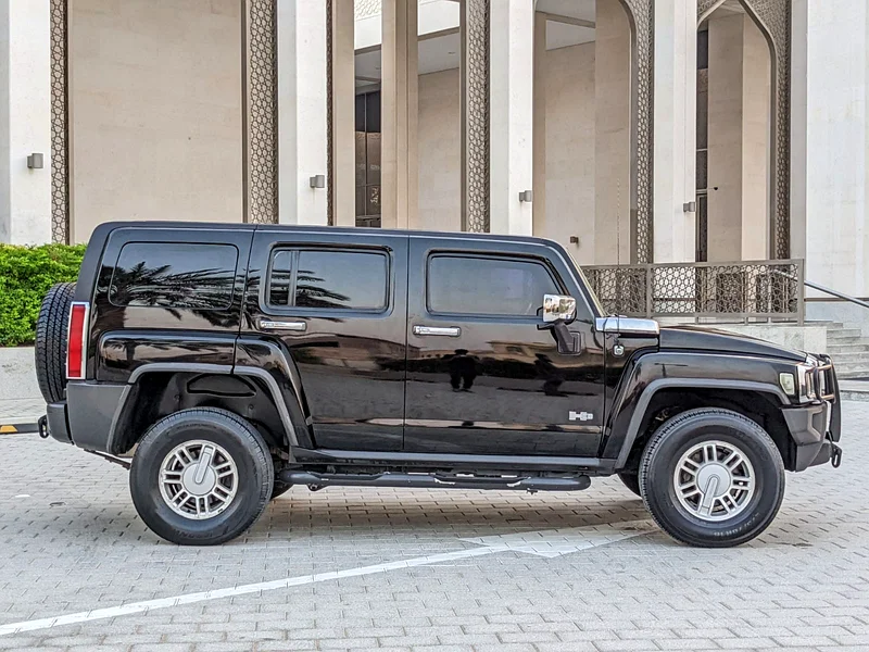 2007 Hummer H3 Other 5 Cylinder Petrol Engine Black Beige SUV GCC Specs