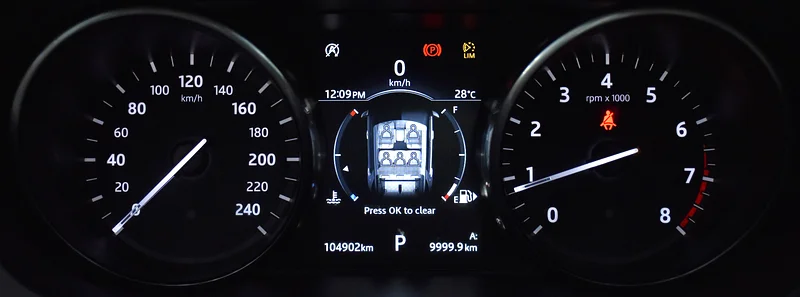 2018 Land Rover Discovery Sport HSE 4 Cylinders Engine Black Beige Crossover