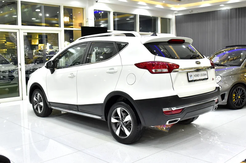 2023 JAC S3 Luxury 4 Cylinders Petrol Engine White Black Crossover GCC