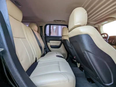 2007 Hummer H3 Other 5 Cylinder Petrol Engine Black Beige SUV GCC Specs