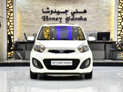 2015 Kia Picanto EX FOP 4 Cylinders Petrol Engine White Black Hatchback GCC