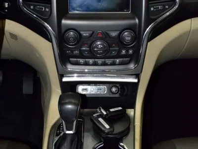 2020 Jeep Grand Cherokee Laredo 6 Cylinders Engine White Brown SUV GCC Specs