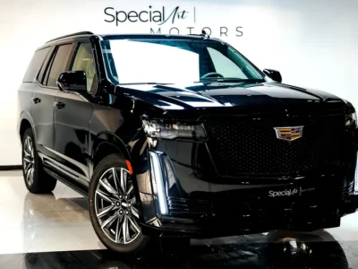 2024 Cadillac Escalade Premium Luxury Platinum 8 Cylinders Engine Black SUV