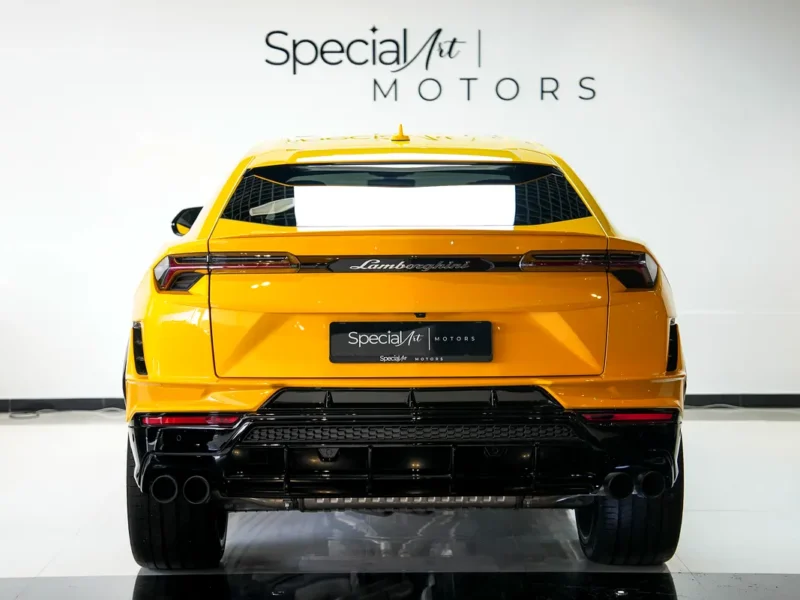 2024 Lamborghini Urus S 8 Cylinders Engine Yellow Black SUV Carbon Fiber Interior