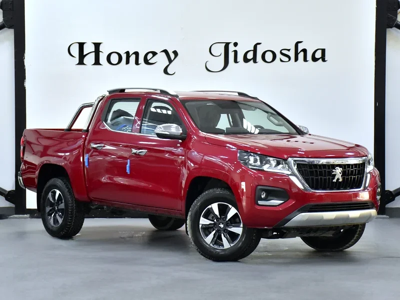 2023 Peugeot Landtrek DC 4X4 4 Cylinder Petrol Engine Red Black Pickup GCC