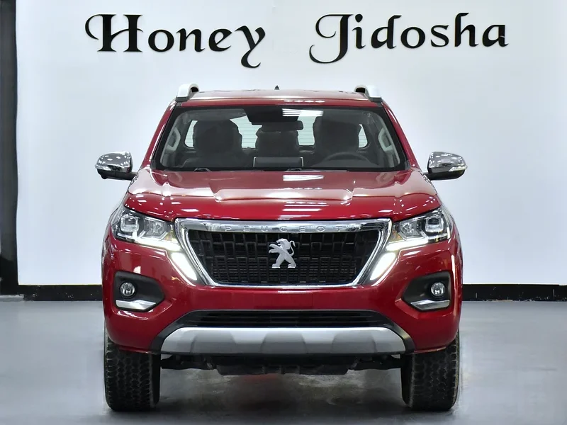 2023 Peugeot Landtrek DC 4X4 4 Cylinder Petrol Engine Red Black Pickup GCC