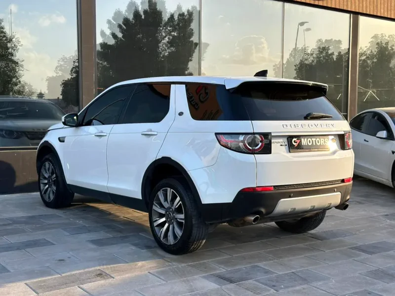 2018 Land Rover Discovery HSE TD6 4 Cylinders Diesel Engine White Tan Crossover