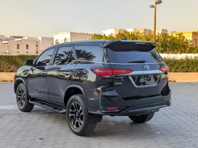 2018 Toyota Fortuner EXR FACELIFTED 2025 GCC Specs V4 2.7L Black Brown SUV