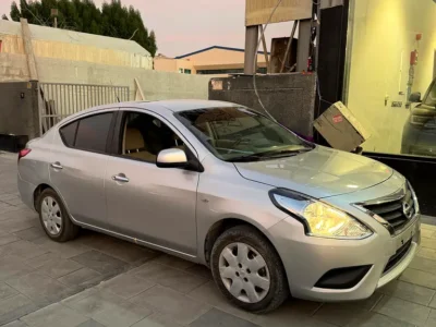 2022 Nissan Sunny SV 4 Cylinders Petrol Engine Silver Beige Sedan GCC Specs