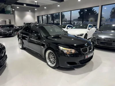 2008 BMW M5 Standard 10 Cylinder Petrol Engine Black White Sedan Korean Specs