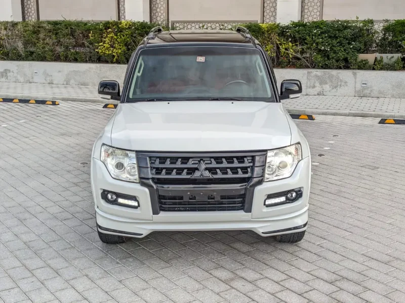 2016 Mitsubishi Pajero GLS MID MODIFIED SIGNATURE EDITION V6 3.5L White Red SUV