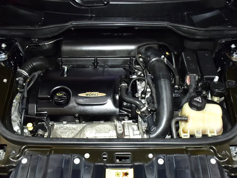 2014 MINI Countryman John Cooper Works 4 Cylinders Petrol Engine Black Hatchback
