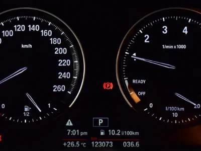 2020 BMW X2 sDrive 20i 4 Cylinder Petrol Engine White Black Crossover GCC