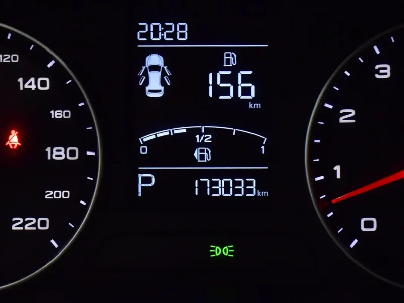 2023 MG MG5 Comfort 4 Cylinder Petrol Engine Black Sedan GCC Specs