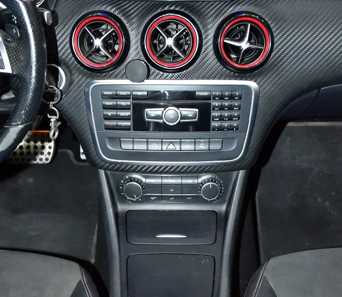 2015 Mercedes-Benz A-Class A 250 Sport 4 Cylinder Petrol Engine White Black Hatchback