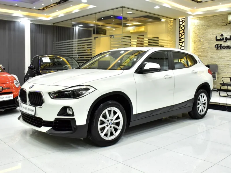 2020 BMW X2 sDrive 20i 4 Cylinder Petrol Engine White Black Crossover GCC