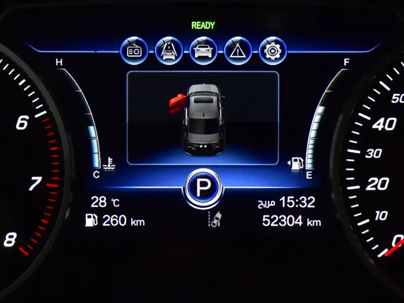 2022 Hongqi H5 Luxury 4 Cylinder Petrol Engine Black Red Sedan GCC Specs