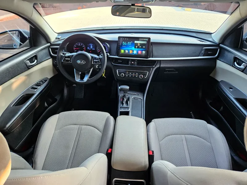 2020 Kia Optima EX Mid 4 Cylinder Petrol Engine White Grey Sedan GCC Specs