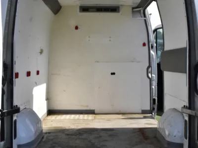 2020 Renault Master Other 4 Cylinder Diesel Engine White Black Van Manual GCC