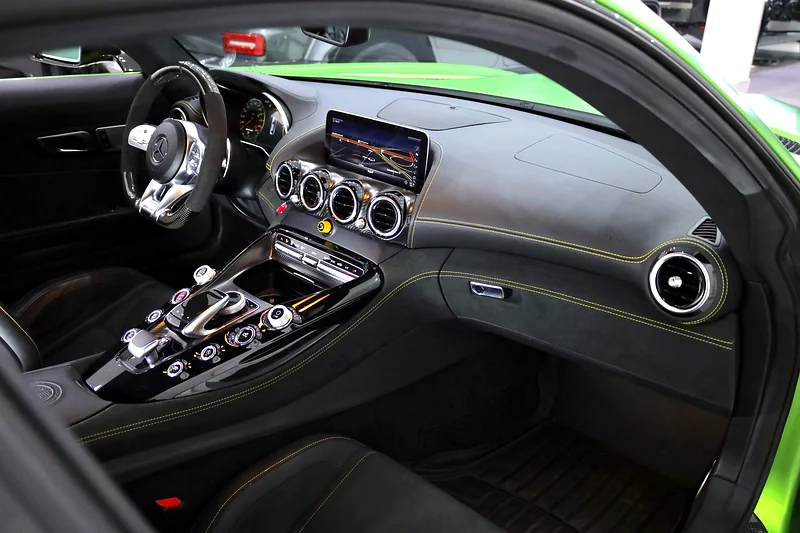 2019 Mercedes-Benz AMG AMG-GT R FULL CARBON PACKAGE Green Black Coupe