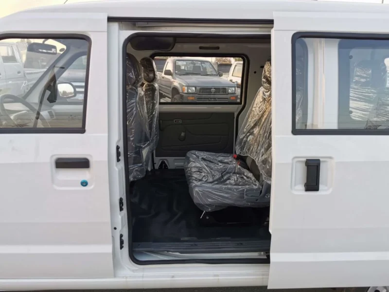 2022 Victory V2 MINIBUS 7-SEATER 1.5L PETROL Engine V4 MT White Black Van