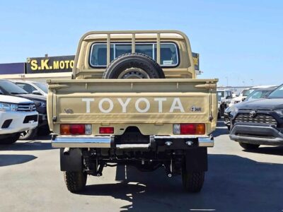 2025 Toyota Land Cruiser Pick Up DOUBLE CABIN 4.0L V6 PETROL AT Beige Brown