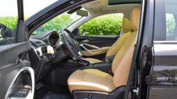 2025 Chevrolet Captiva 1.5-liter Turbocharged 4-Cylinder Petrol Engine Black Beige SUV
