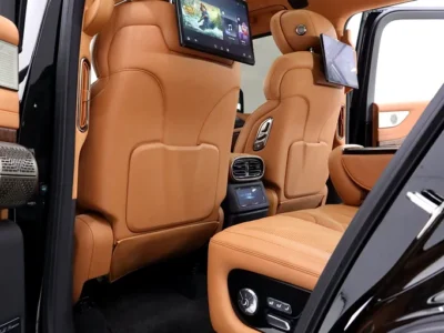 2024 YangWang U8 PREMIUM EDITION INDIVIDUAL WHEEL DRIVE Black Tan SUV