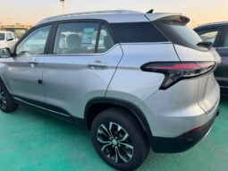 2024 Chevrolet Groove 1.5-liter 4-cylinder Petrol Engine Silver Black SUV