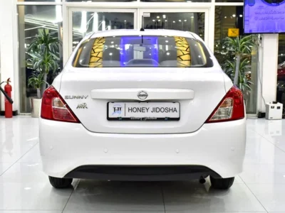 2021 Nissan Sunny EX 4 Cylinder Petrol Engine White Beige Sedan GCC Specs