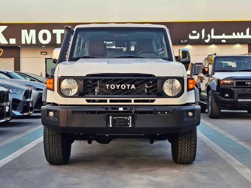 2026 Toyota Land Cruiser 70 LX LC76 5 DOORS 4.0L V6 PETROL AT White Tan SUV
