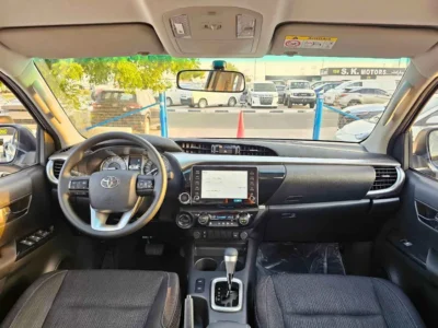 2025 Toyota Hilux SR5 WIDE BODY WITH HUK 2.4L DIESEL AT White Black PickUP