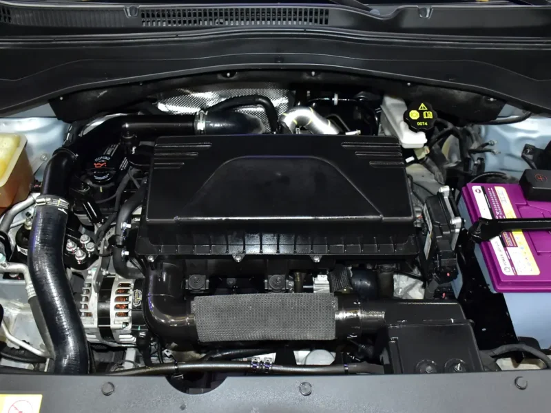 2023 JAC JS4 TURBO 4 Cylinder petrol Engine Blue Beige Crossover GCC Specs