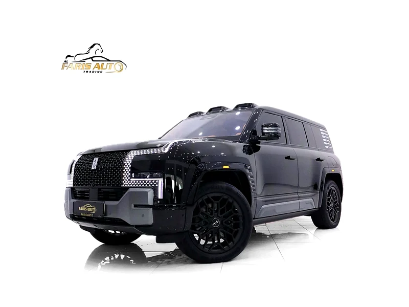 2024 YangWang U8 PREMIUM EDITION INDIVIDUAL WHEEL DRIVE Black Tan SUV