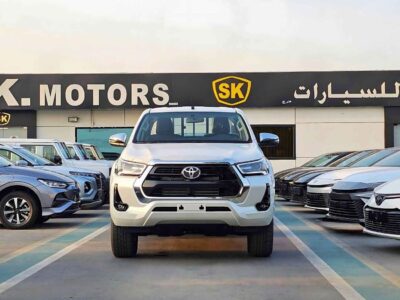 2025 Toyota Hilux SR5 WIDE BODY WITH HUK 2.4L DIESEL AT White Black PickUP