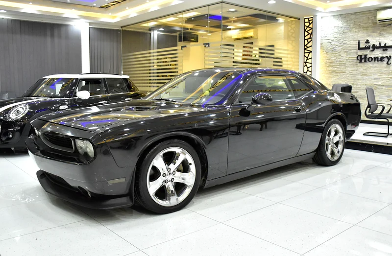 2012 Dodge Challenger R/T 8 Cylinder Petrol Engine Black Coupe American Specs