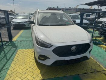 2023 MG ZS 1.5 Litres 4 Cylinder Petrol Engine White Black SUV GCC Specs FWD