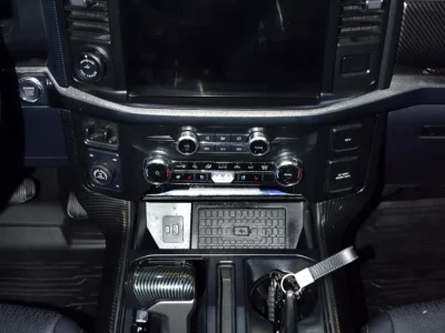 2024 Ford F-Series Pickup Lariat 4 Cylinder Petrol Engine Black Pick Up Truck GCC