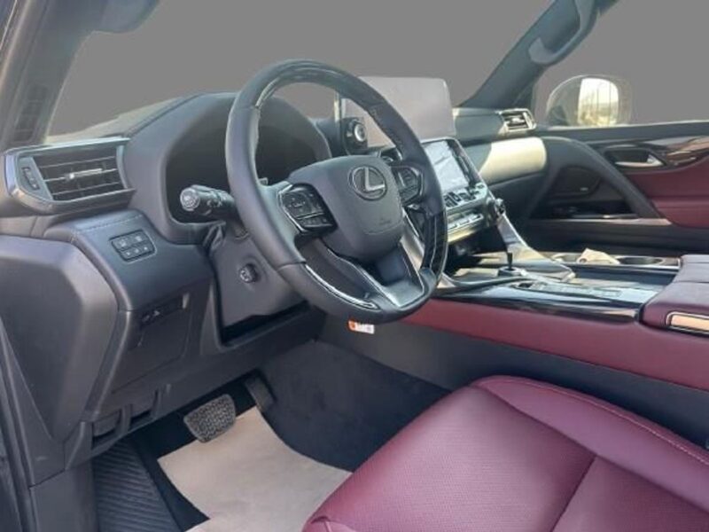 2025 Lexus LX 700h 3.5L 6 Cylinders HYBRID URBAN 10AT Green Red SUV