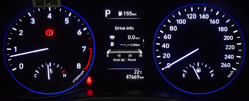 2023 Hyundai Kona SE 4 Cylinder Petrol Engine Blue Black Crossover GCC Specs