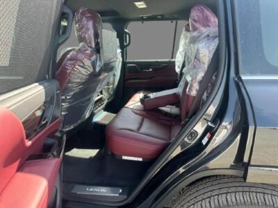 2025 Lexus LX 700h 3.5L 6 Cylinders HYBRID URBAN 10AT Green Red SUV